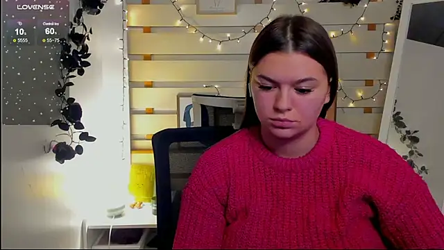 Josephine_Kiss: онлайн-секс-чат