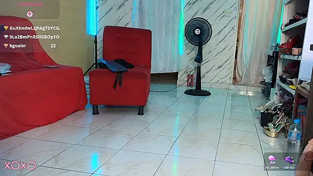 samanthaExsotic Adlı Modelin Canlı XXX Sohbeti