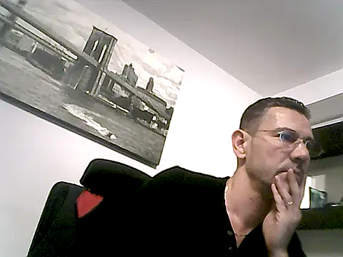 mastercharisma35 Live XXX-Chat