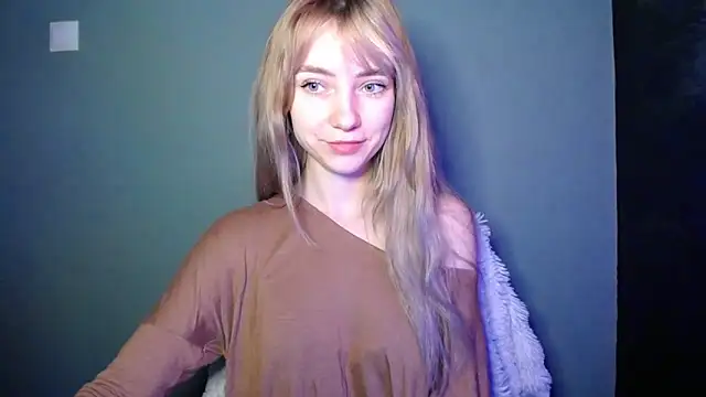 Chatroom XXX en direct de LuciaYoung