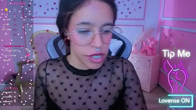 Chat +18 de stephania_t ao vivo