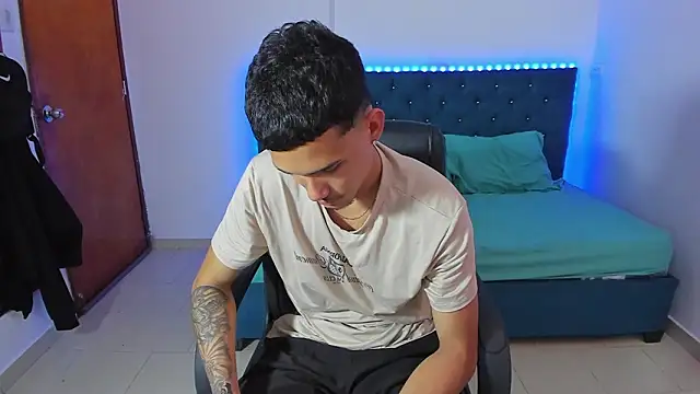 Show Webcam de Liam_hard04