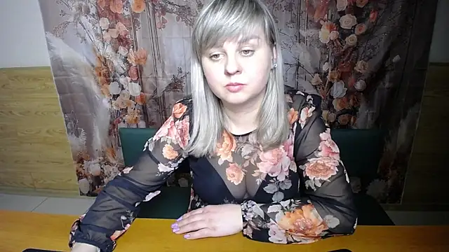 VeronicaSvitt Chat XXX in diretta