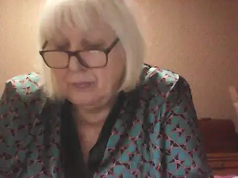 Alexia64231 Show in webcam