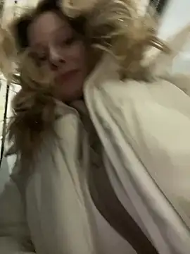 MaryHiggins: απευθείας συνομιλία ΧΧΧ