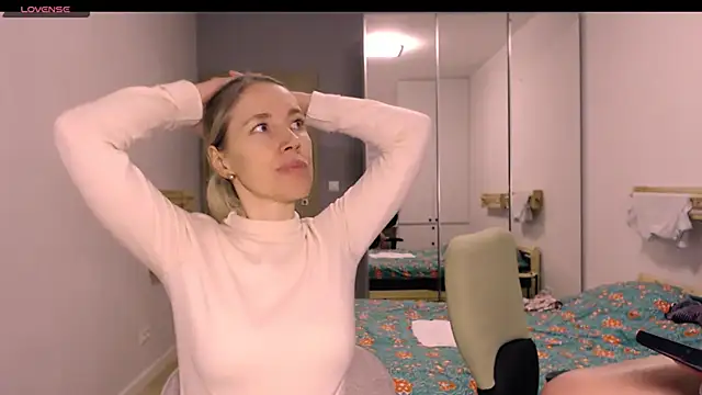 Javelinka Live XXX-chat