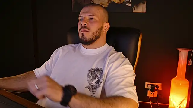 AngeloEric's Live XXX Chat