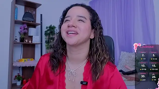 emilyrouxe: онлайн-секс-чат