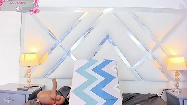 selenareyesのライブXXXチャット