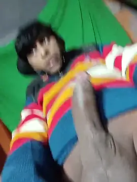 desiboy1101's Live XXX Chat