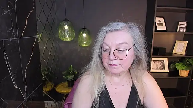 NataliMellow 现场XXX聊天