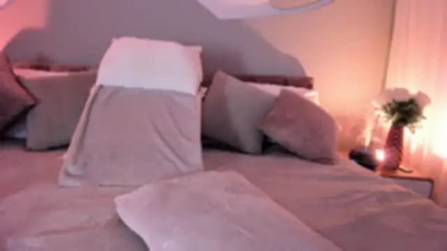 Nicolle_W: απευθείας συνομιλία ΧΧΧ