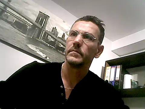 دردشة mastercharisma35 الجنسية المباشرة