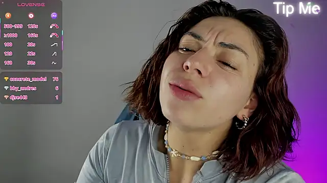 Онлайн чат XXX april_dumont