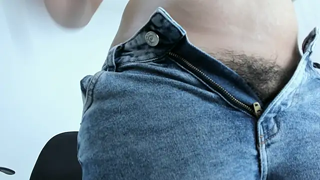 Chat +18 de Amelia_Debora_Antonella ao vivo