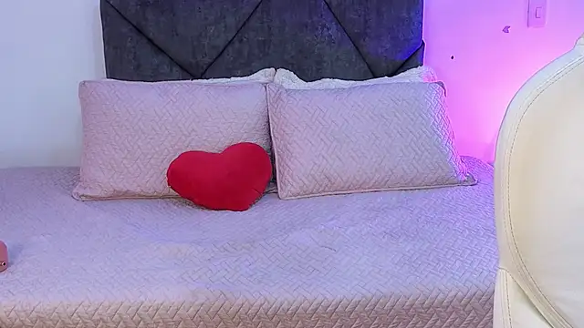 Chat XXX ao vivo de sara_sharma_