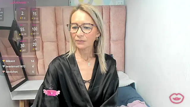 Chat XXX ao vivo de Issa_Milf__