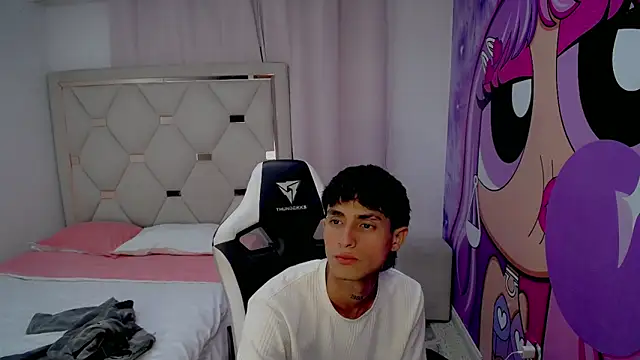 Akyra_latinnのライブXXXチャット