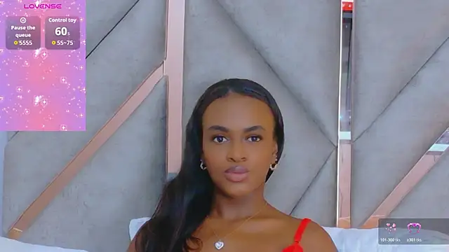 Chat XXX ao vivo de Sally-Noa