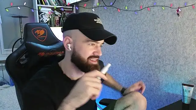 _Mostly_n Live XXX chat