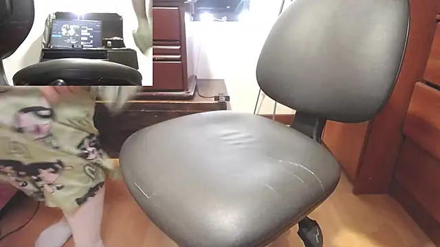 zoe_hotxxxのライブXXXチャット