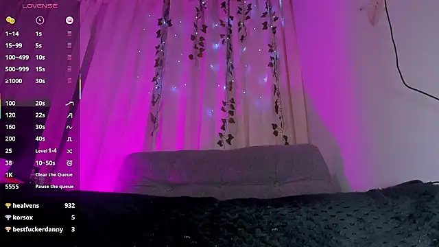 ADELINA_CONTE: απευθείας συνομιλία ΧΧΧ