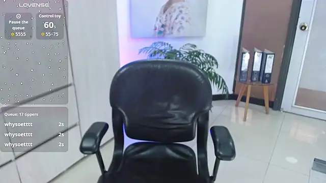 milfsecret69: онлайн-секс-чат