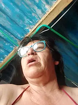 clarita_01 Chat XXX live