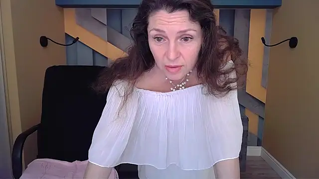 EllaLong 即時 XXX 聊天