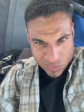 ZF-AthleteのライブXXXチャット