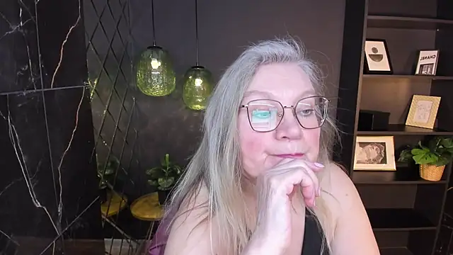 NataliMellow live XXX chat