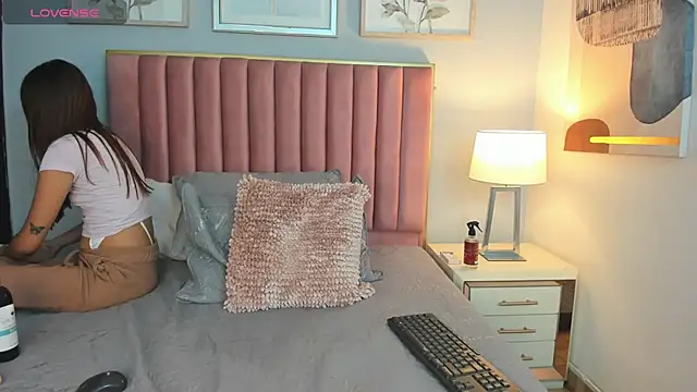 دردشة MarianaScott_ الجنسية المباشرة