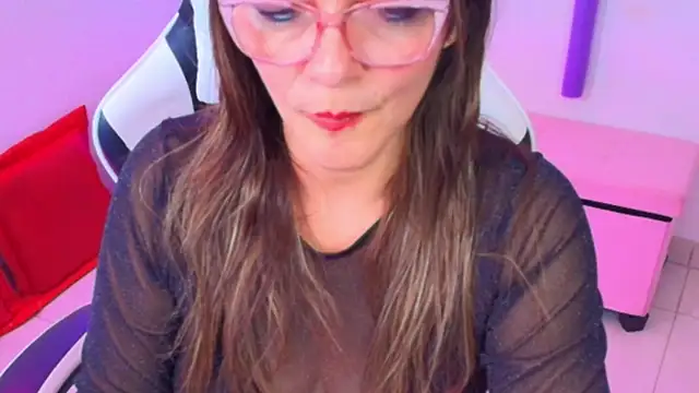 Carol_Miss2 即時 XXX 聊天