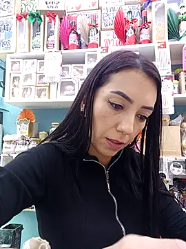 دردشة LunaZambrano الجنسية المباشرة