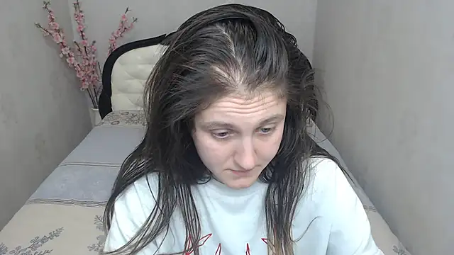 Holliy_Cooper Chat XXX in diretta