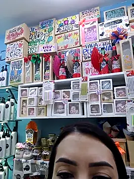 دردشة LunaZambrano الجنسية المباشرة