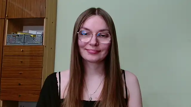 LooveELLYx Chat XXX live