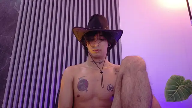 jett_savage Adlı Modelin Web Kamerası Şovu