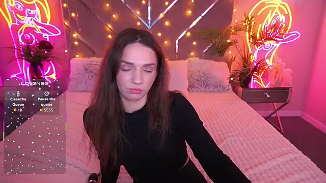 دردشة MirielleNymph الجنسية المباشرة