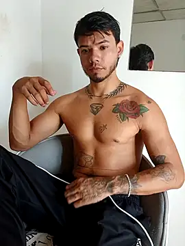 Niick01_ Live XXX-Chat