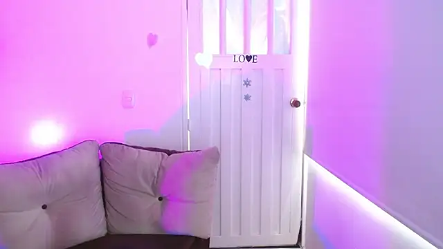 milfrousse 웹캠 쇼