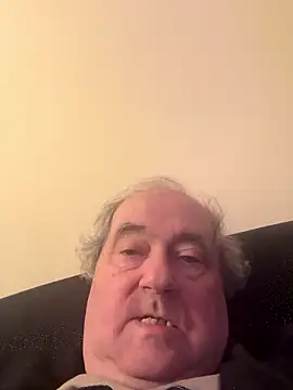 csikarのライブXXXチャット