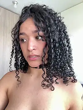 Chatroom XXX en direct de crystal_dlun