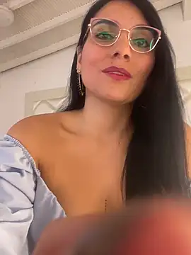 Miaswwe élő XXX-chatje