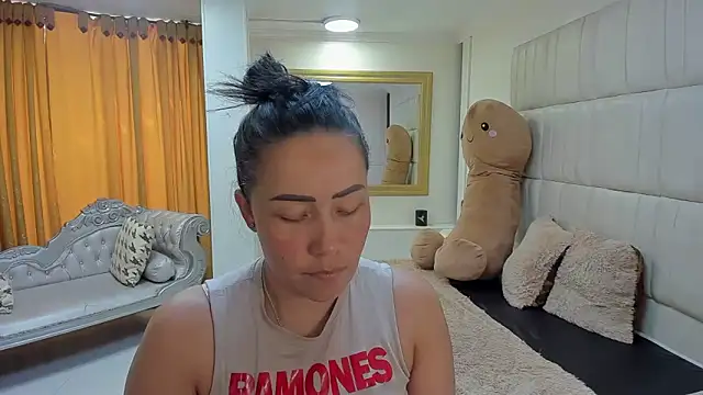 دردشة gaby_trent الجنسية المباشرة