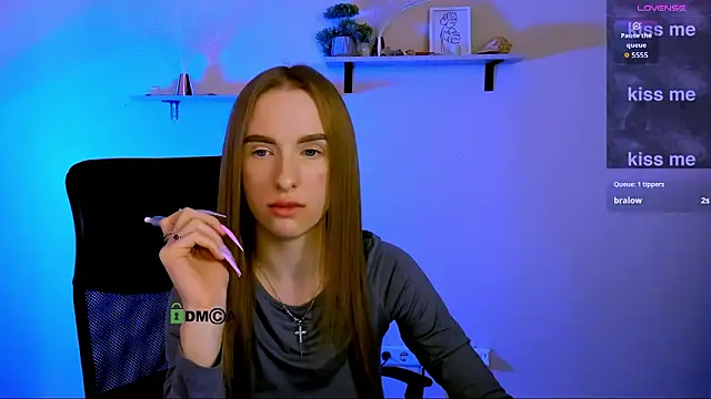 doll_vey Adlı Modelin Canlı XXX Sohbeti