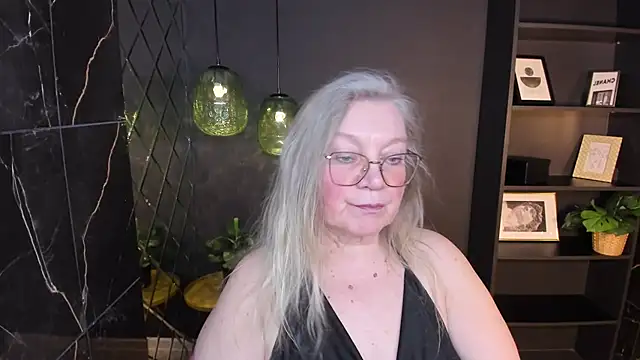 NataliMellow Adlı Modelin Web Kamerası Şovu