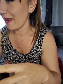 tata_sanz_ élő XXX-chatje