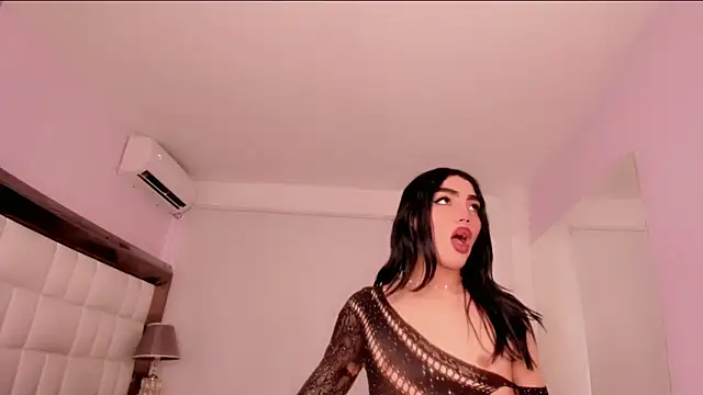 party_star_ts: вебкам-шоу