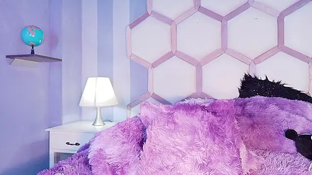 yvi_taylor élő XXX-chatje